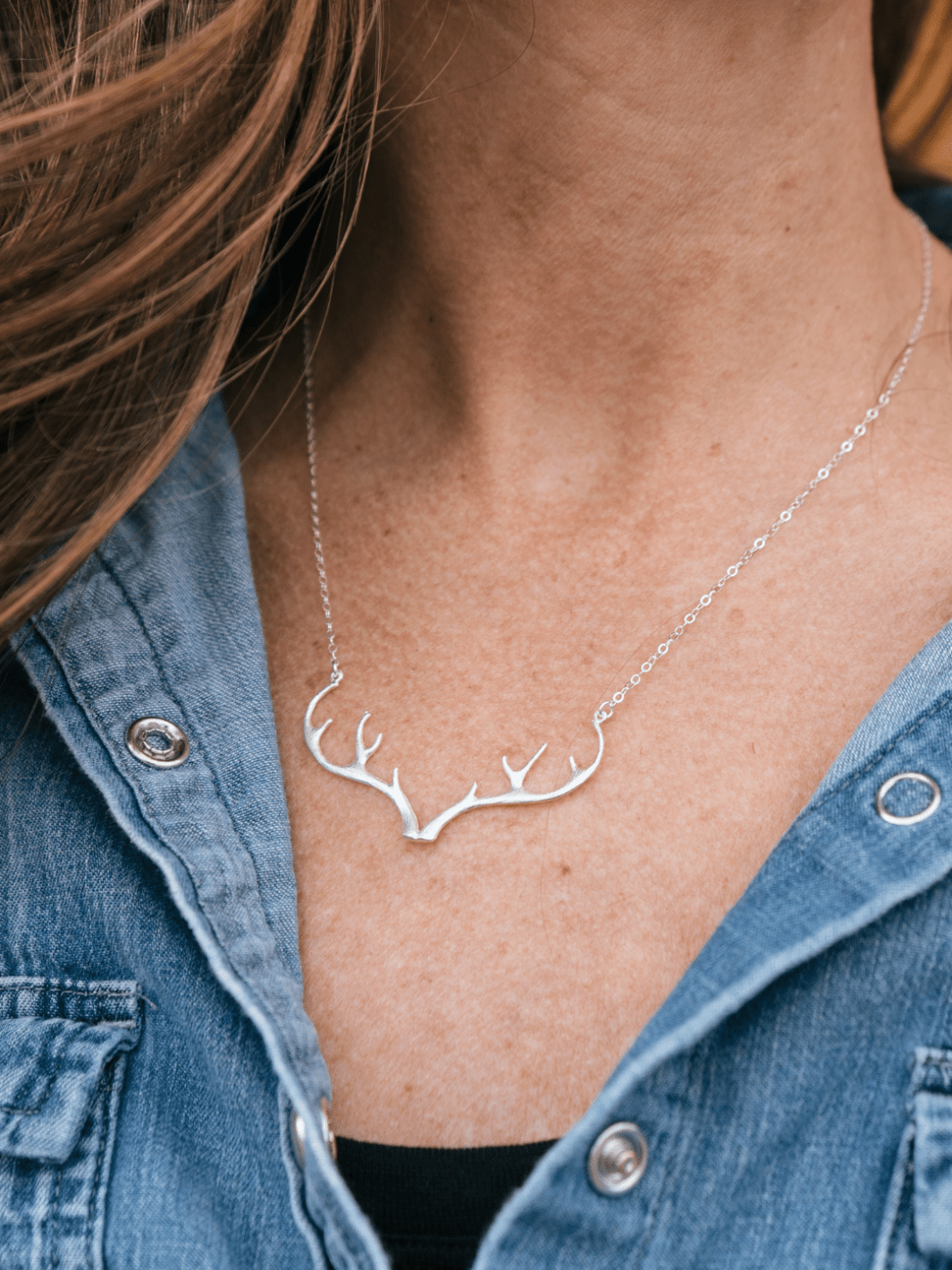 Silver deer necklace discount