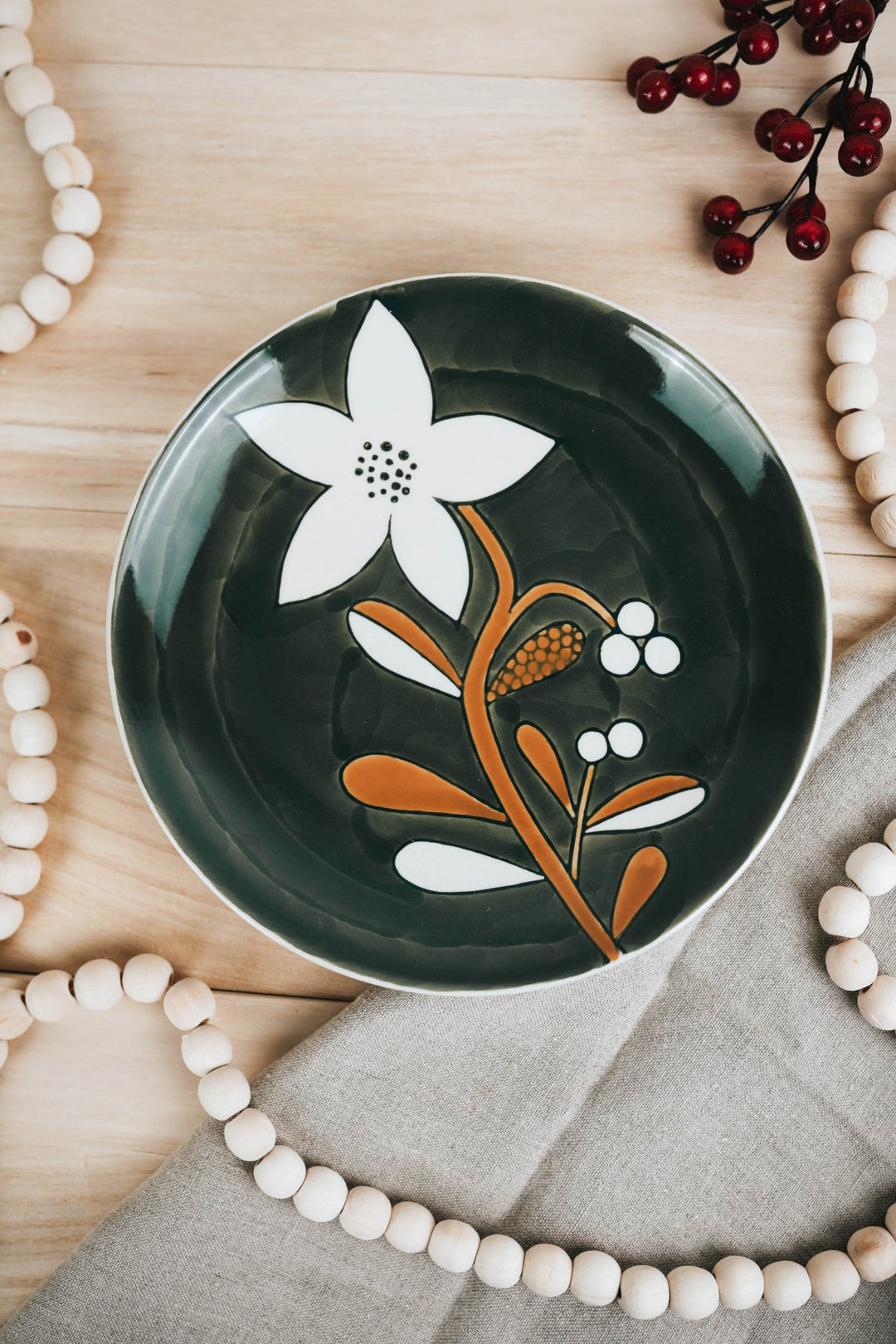 Green + White Flower Plate - Heyday