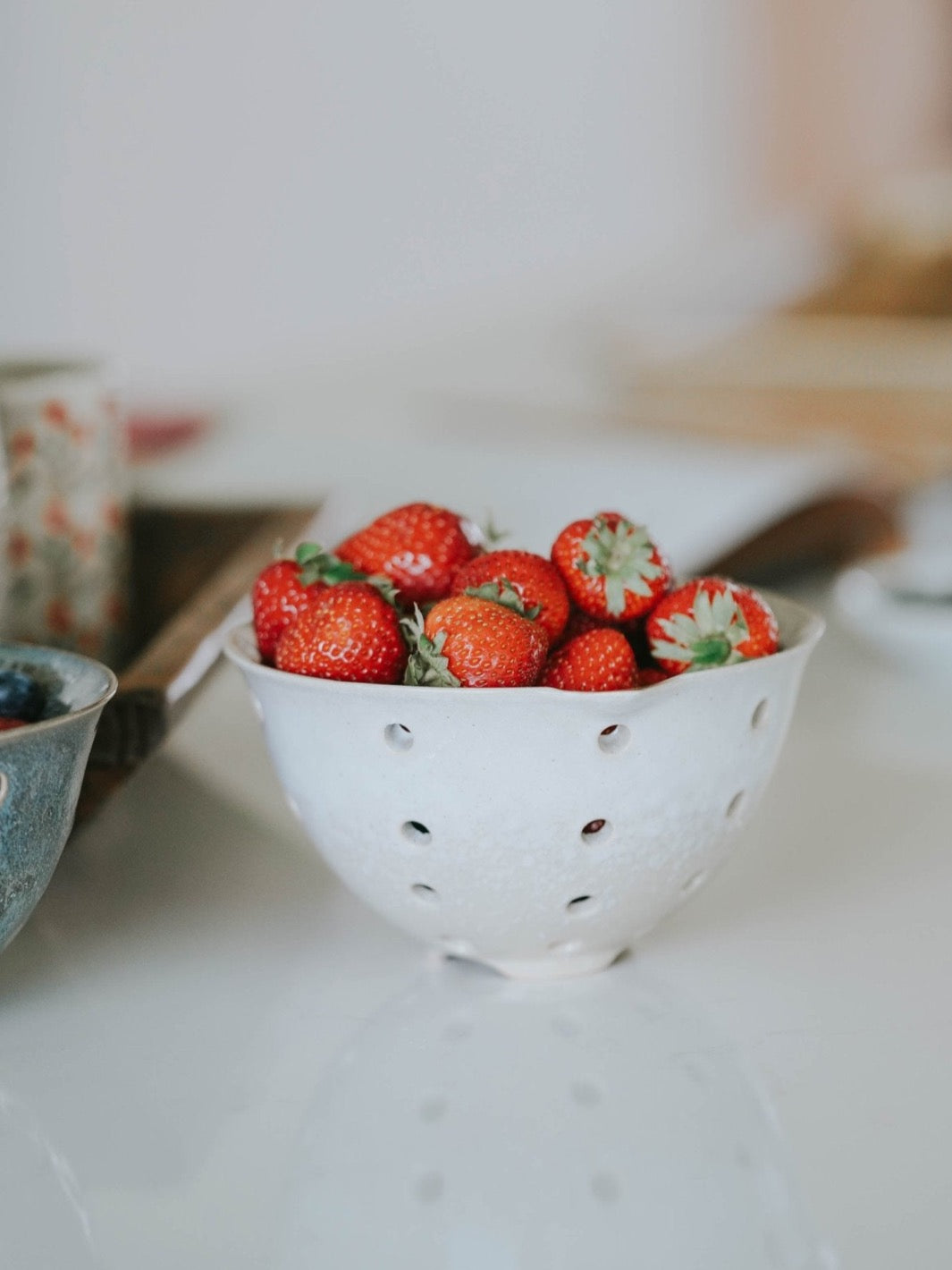 Light Stoneware Berry Bowl - Heyday
