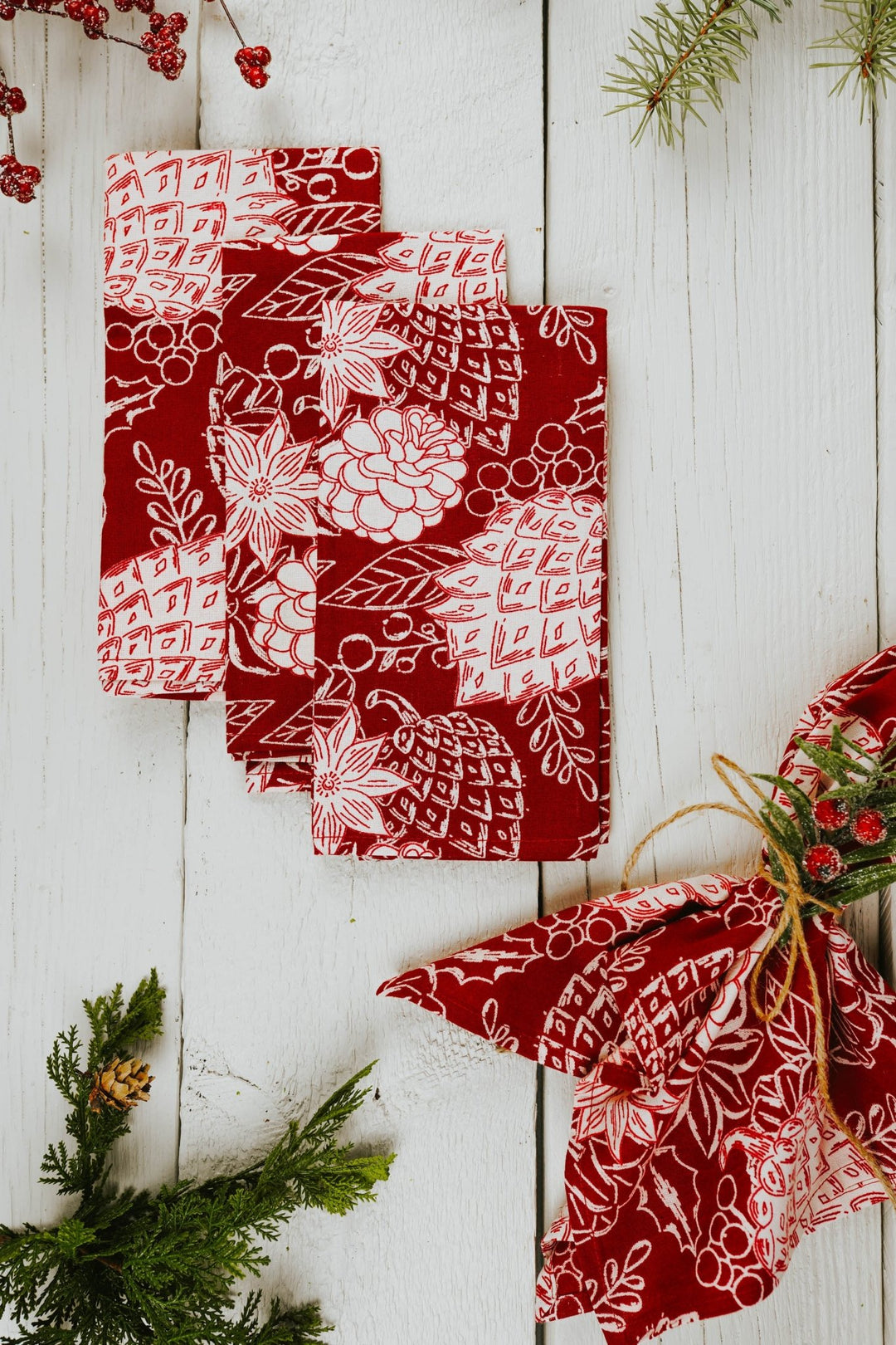 Red Pinecone Napkin Set - Heyday