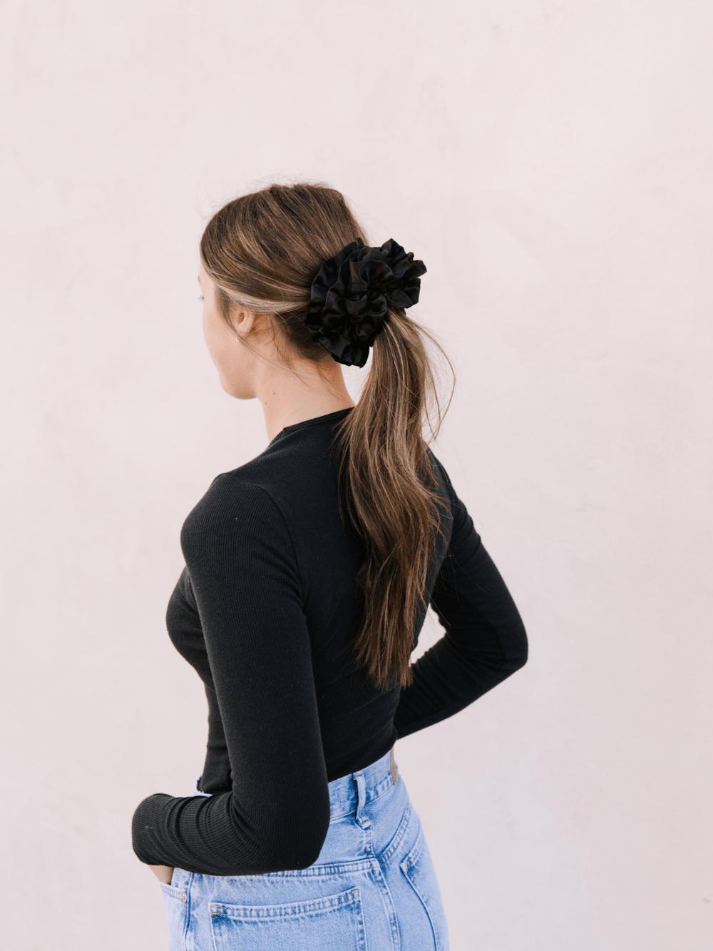 Black Ruffle Scrunchie - Heyday