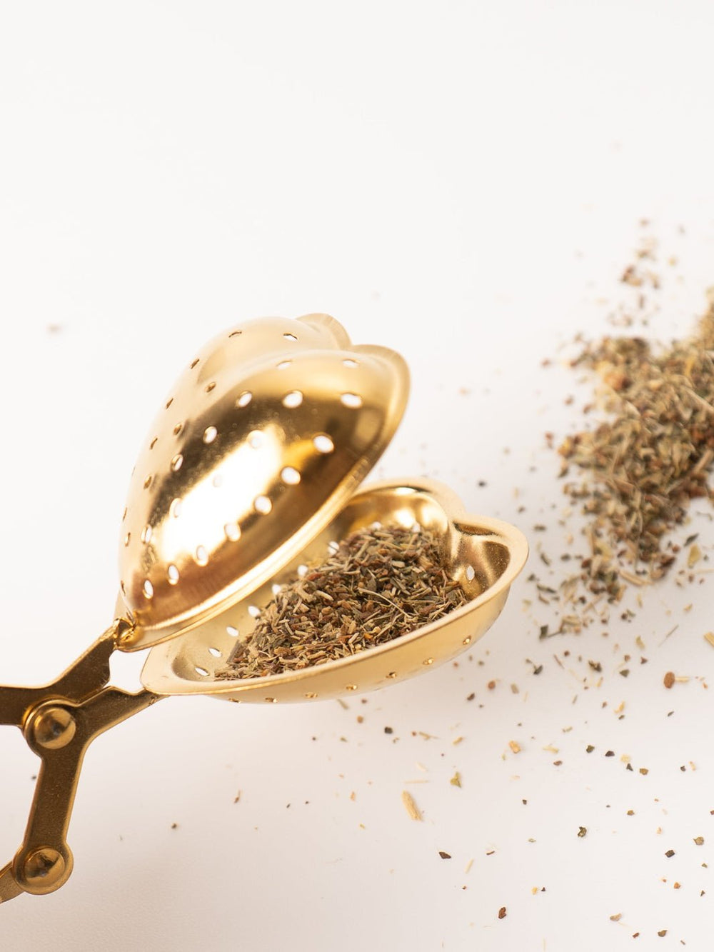 Gold Heart Tea Strainer - Heyday
