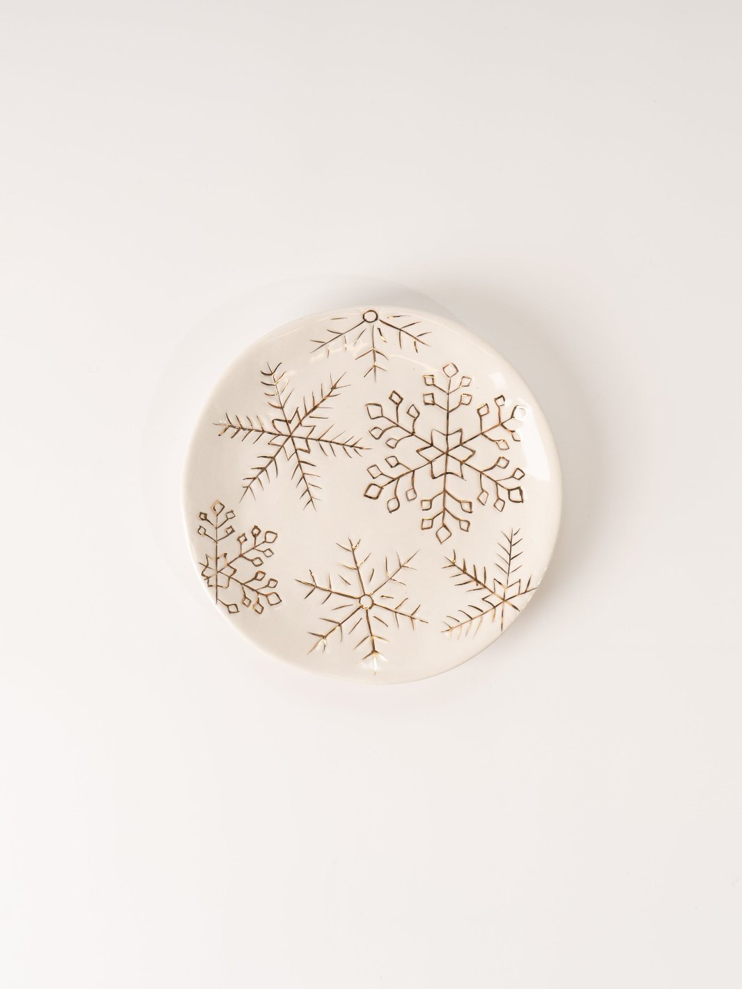 Gold Snowflakes Plate - Heyday