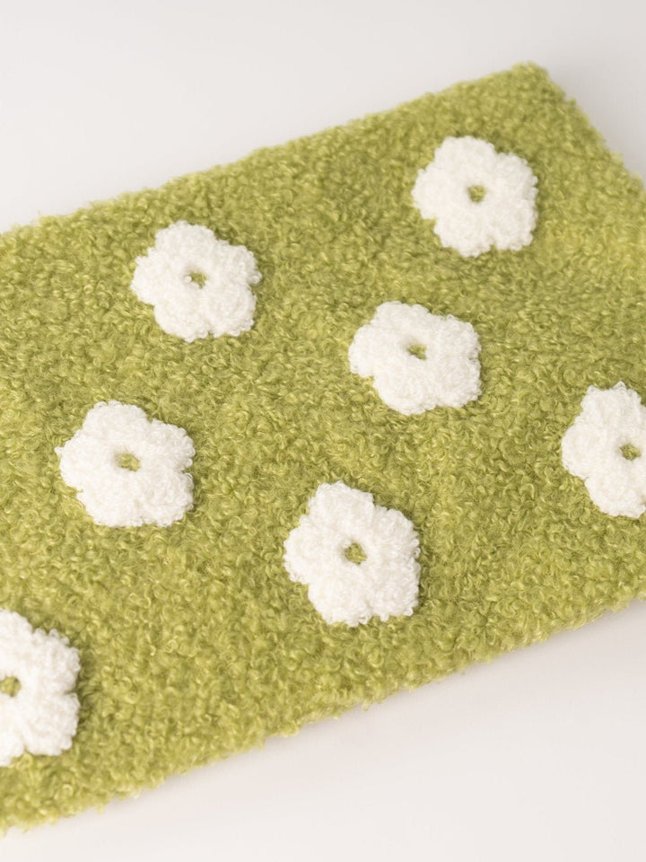 Green Flower Teddy Pouch - Heyday