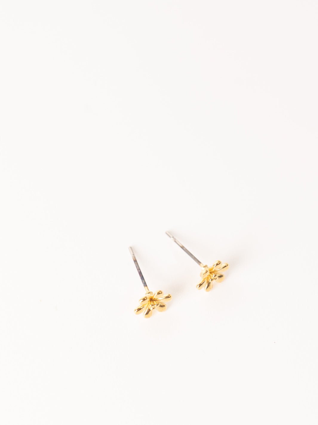 Lily Stud Earrings - Heyday