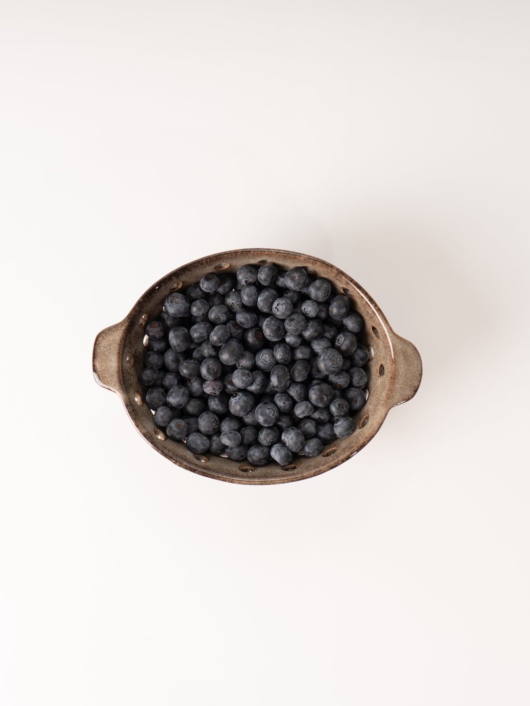 Oval Stoneware Berry Bowl - Heyday