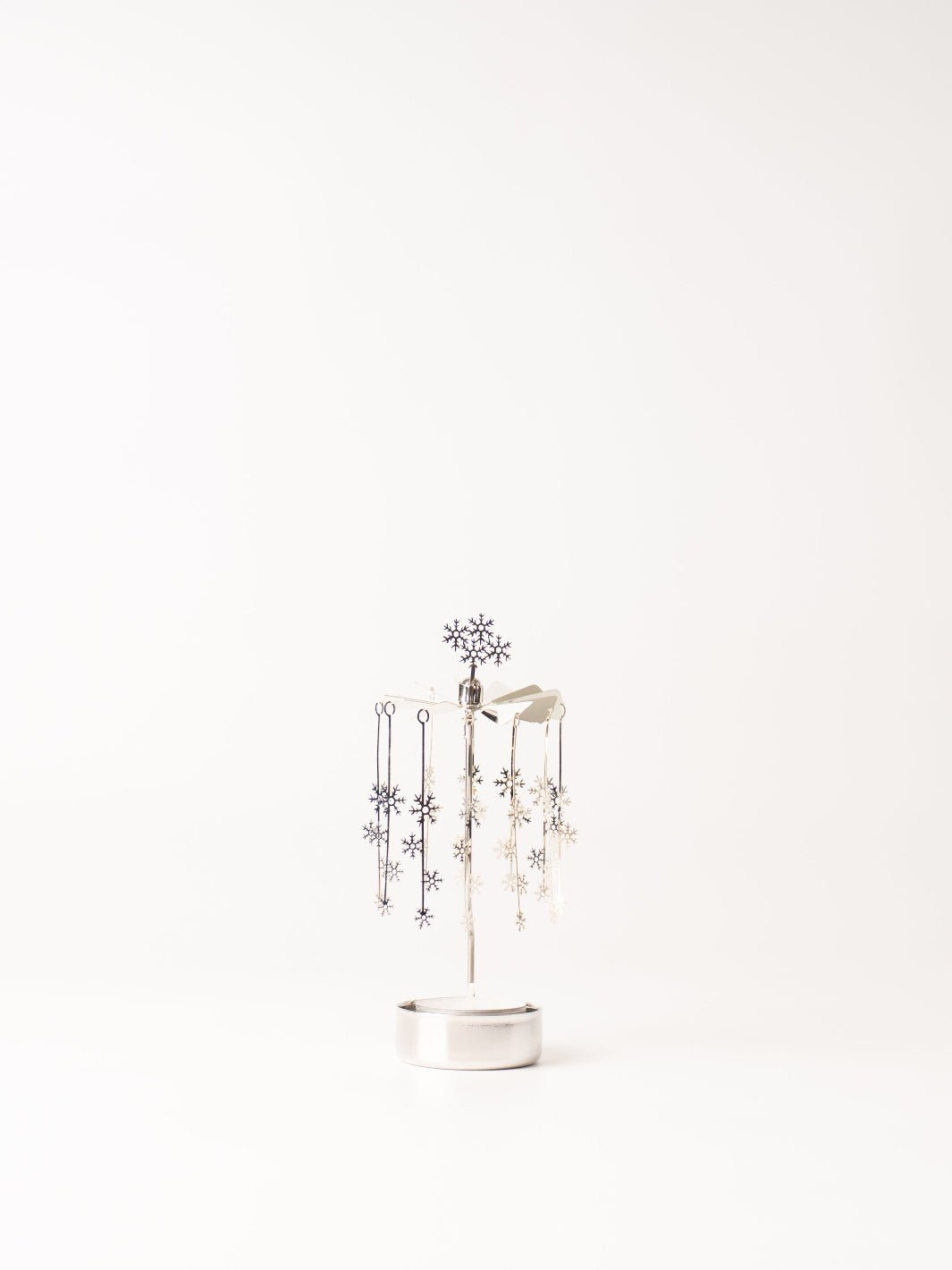 Silver Snowflakes Rotary Candleholder - Heyday