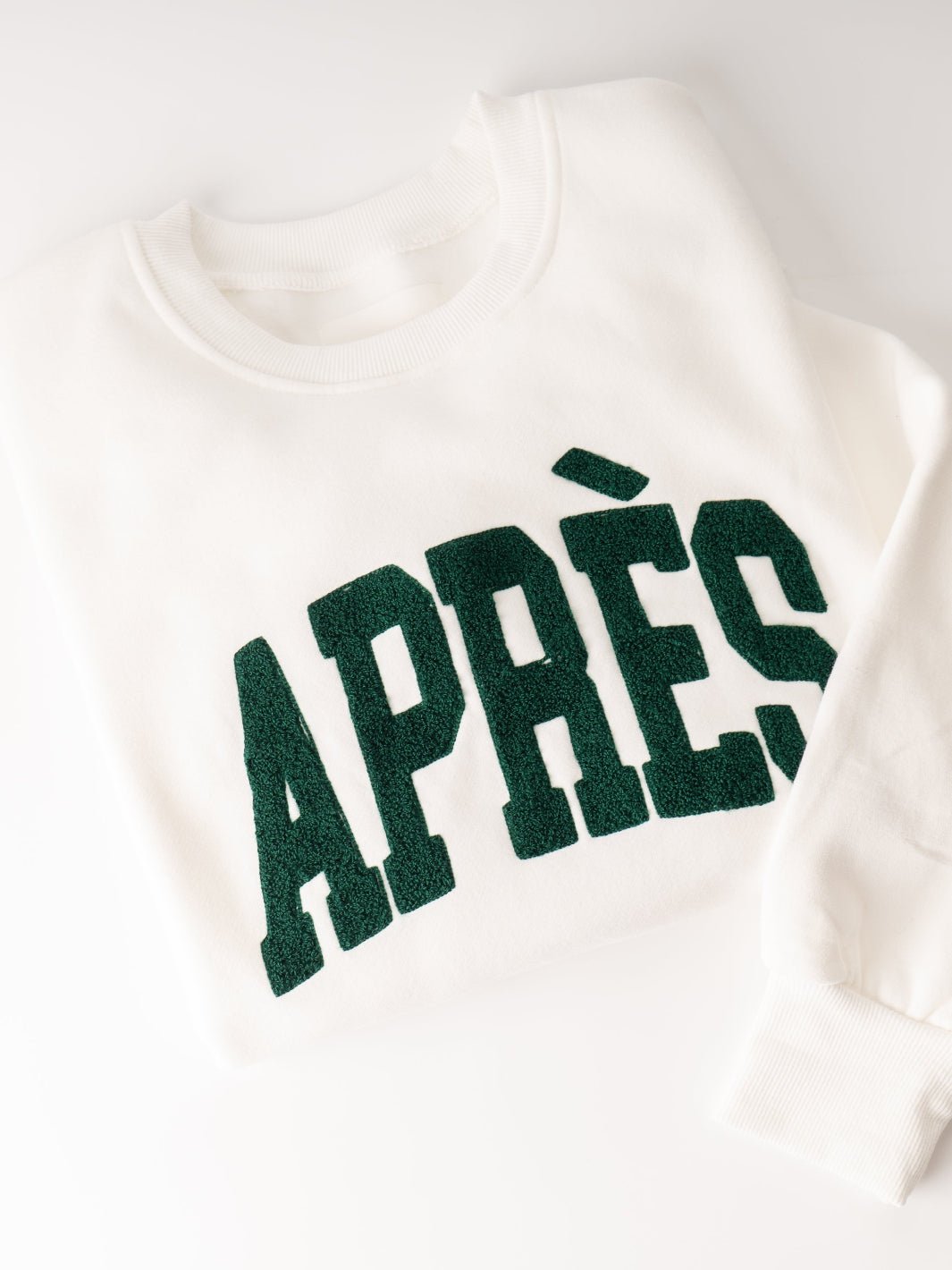 White Après Ski Sweatshirt - Heyday