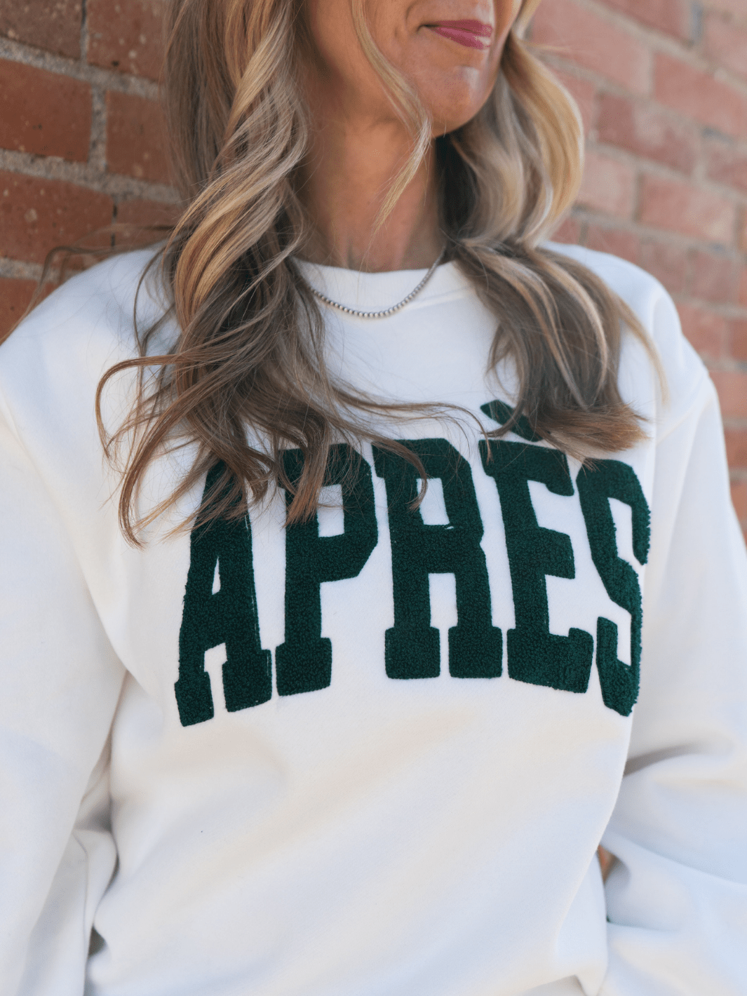White Après Ski Sweatshirt - Heyday