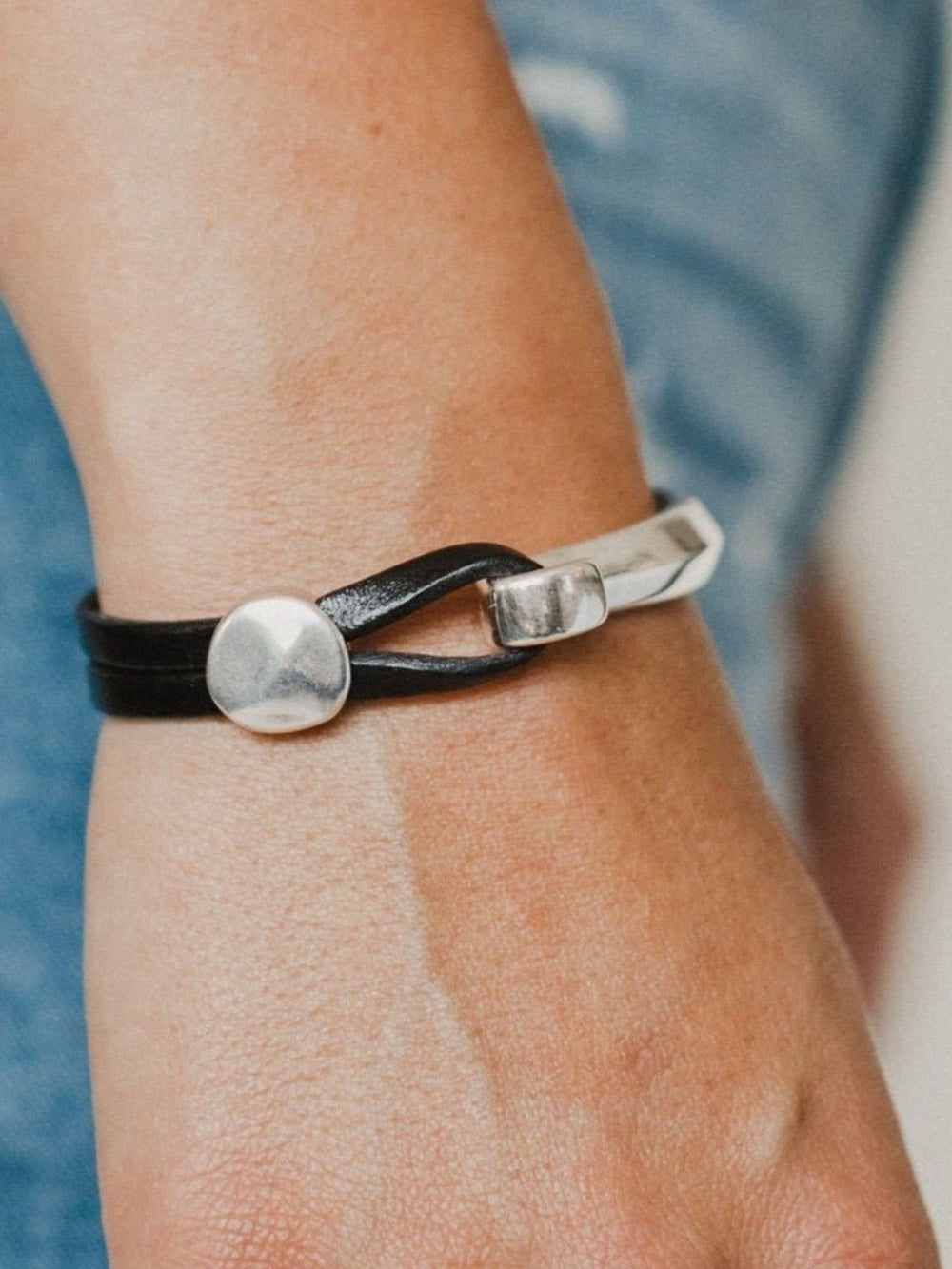 Black Hammered Round Cuff Bracelet - Heyday