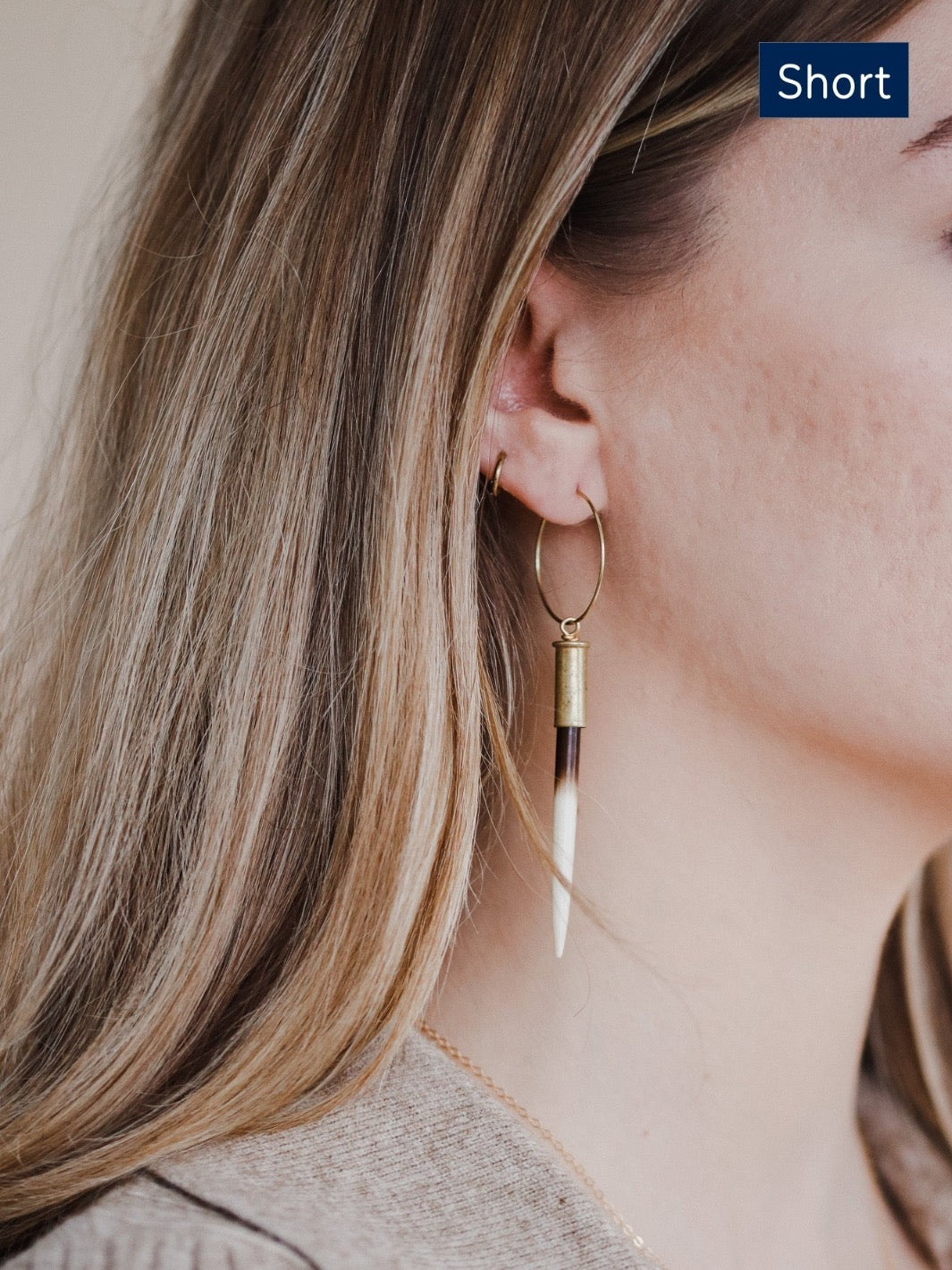 Louis Vuitton Fall in Love Earrings GM, Gold, One Size