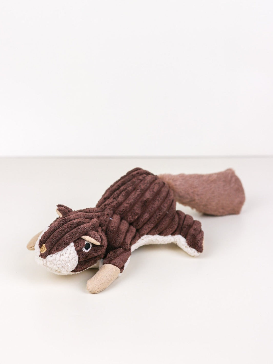 Dog toy 2024 squirrel squeaker